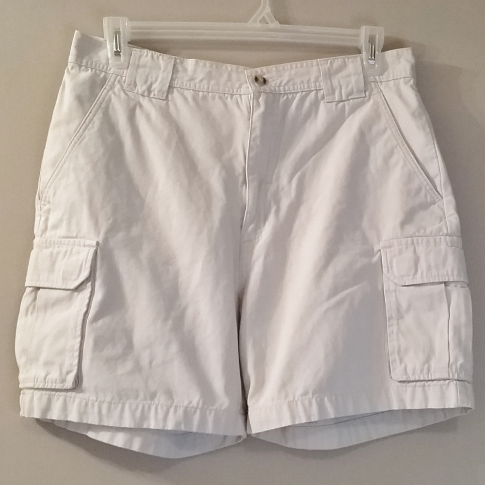 Specialty Collection cargo shorts